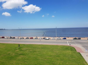 Frente al mar